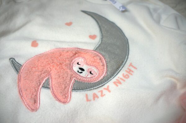 Lazy Night Roze Pyjama - Afbeelding 2