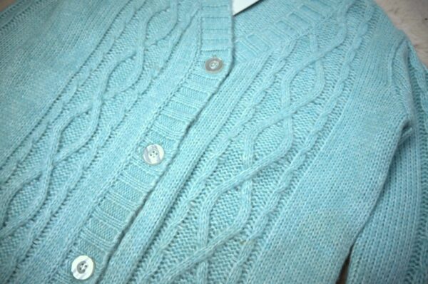 Trui met knoppen-cardigan -116 - Afbeelding 2