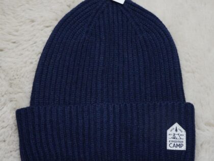 Donker blauw wild land muts