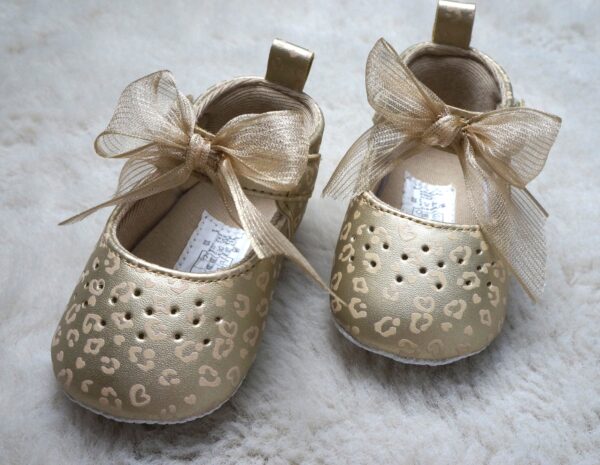Gouden babyschoenen - Afbeelding 3