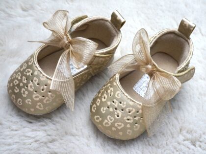 Gouden babyschoenen